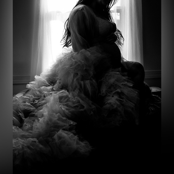 Sheer Dressing Gown Photography Gown - Picture 8 of 9